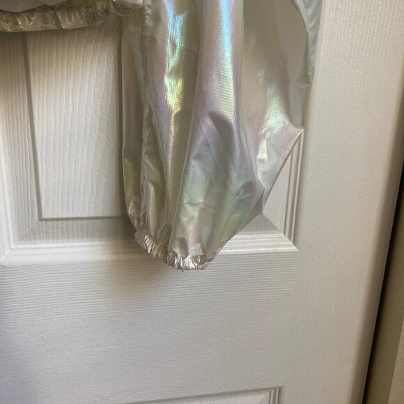 Iridescent tech crop jacket - Picture 12 of 14